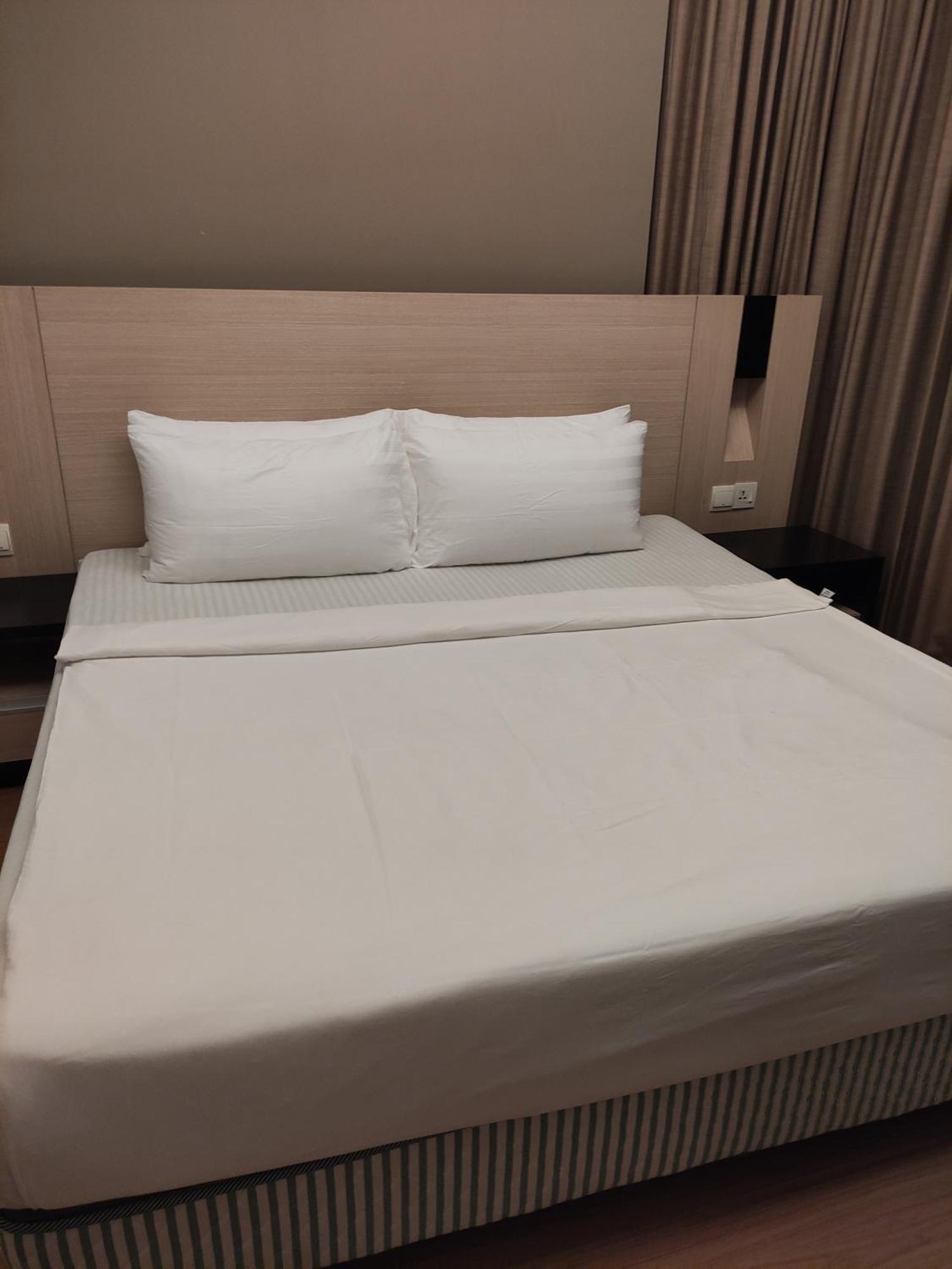 Modern Suites Kl Куала-Лумпур Экстерьер фото