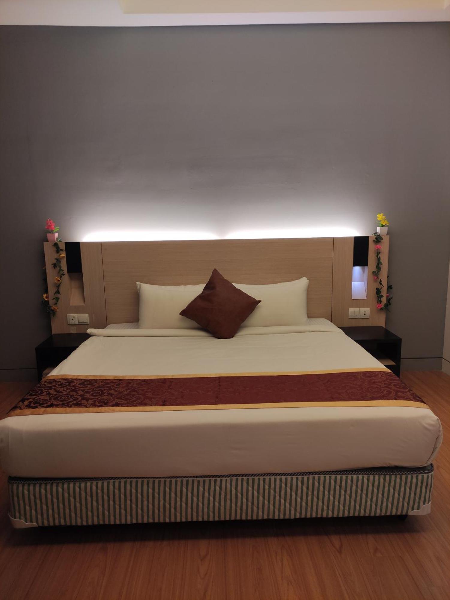 Modern Suites Kl Куала-Лумпур Номер фото
