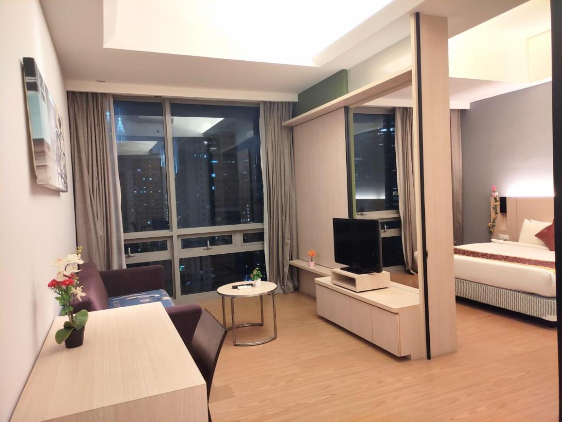 Modern Suites Kl Куала-Лумпур Экстерьер фото