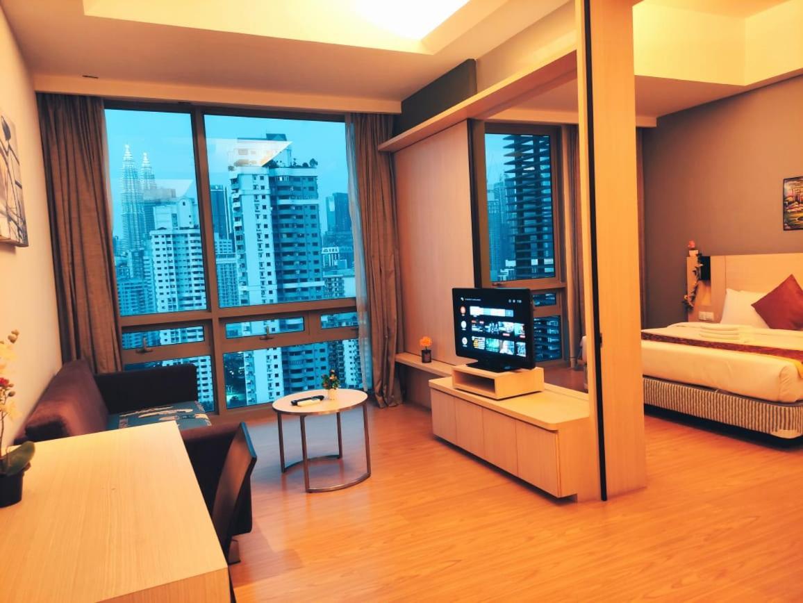 Modern Suites Kl Куала-Лумпур Экстерьер фото